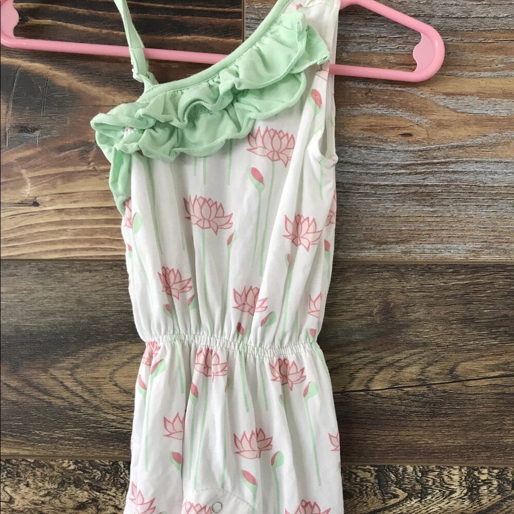 KicKee Natural Lotus Flower 3-6 Romper